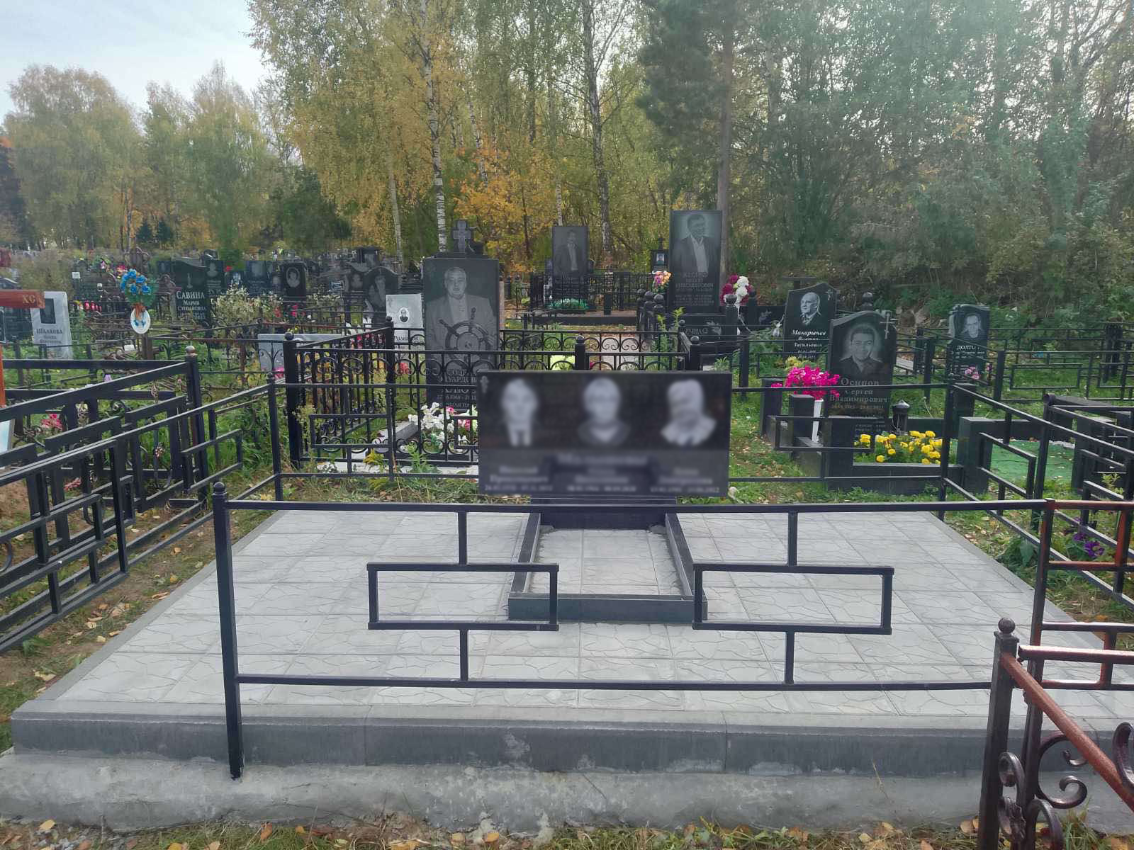 Гранитные и мраморные памятники